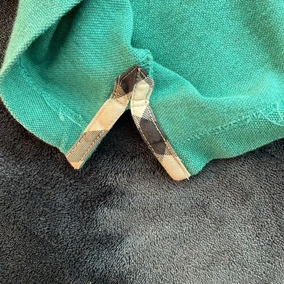 Mens green Burberry polo. Perfect condition.